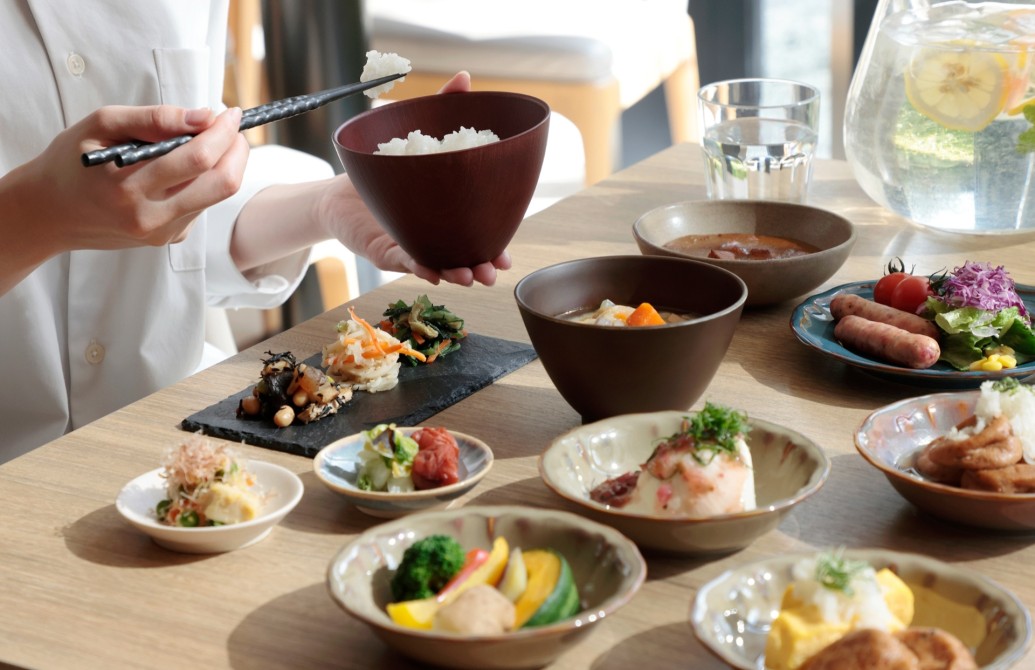 【お知らせ】＼6～8月限定／朝食無料プランのご案内