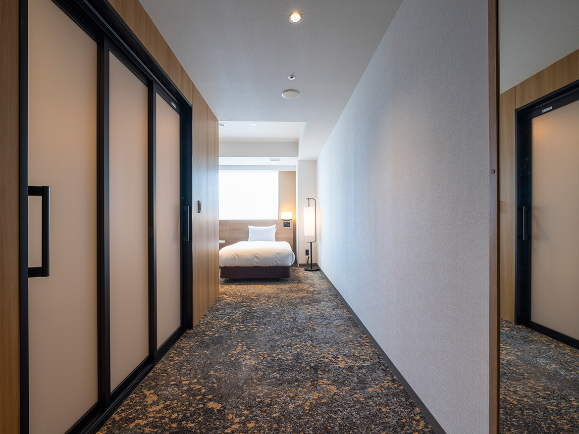 Universal Room